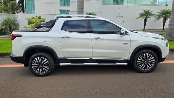 FIAT TORO 2.0 16V TURBO DIESEL RANCH 4WD AT9